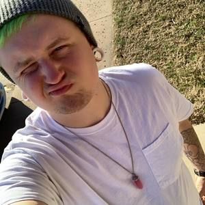 Meet your Posher, Kaleb